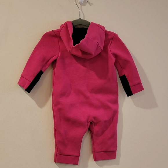 Nike Tech Fleece Pink One Piece Jumpsuit Romper size 3/6 months - Picture 15 of 15